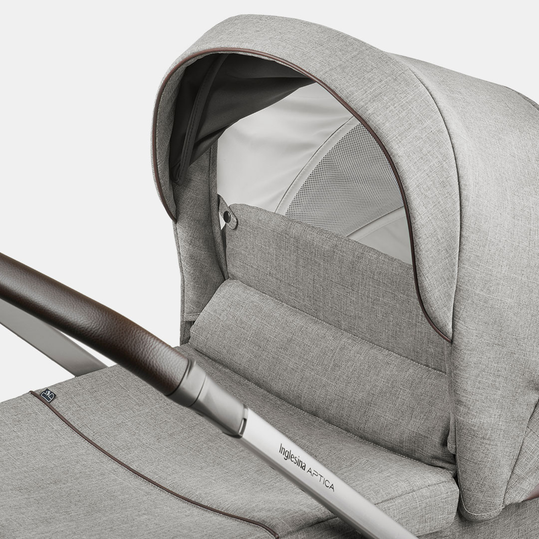 Aptica Inglesina Stroller Design by Giulio Simeone Design Studio